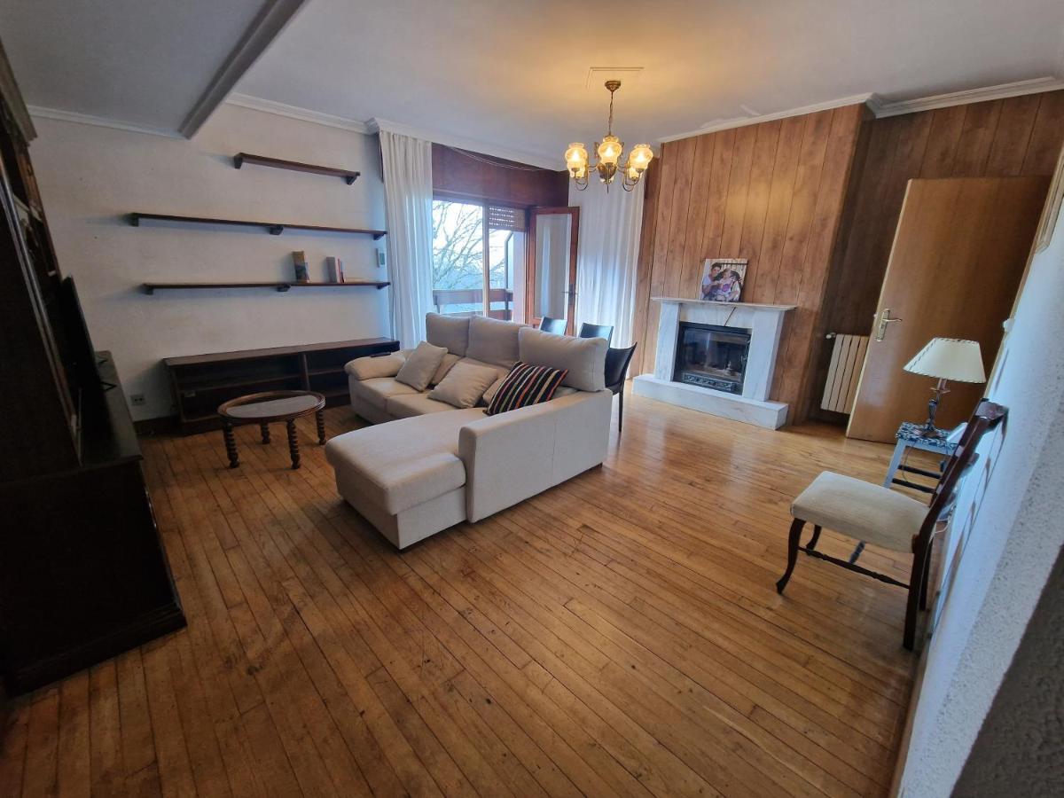 Hostal Lizuniaga Bera  Eksteriør billede
