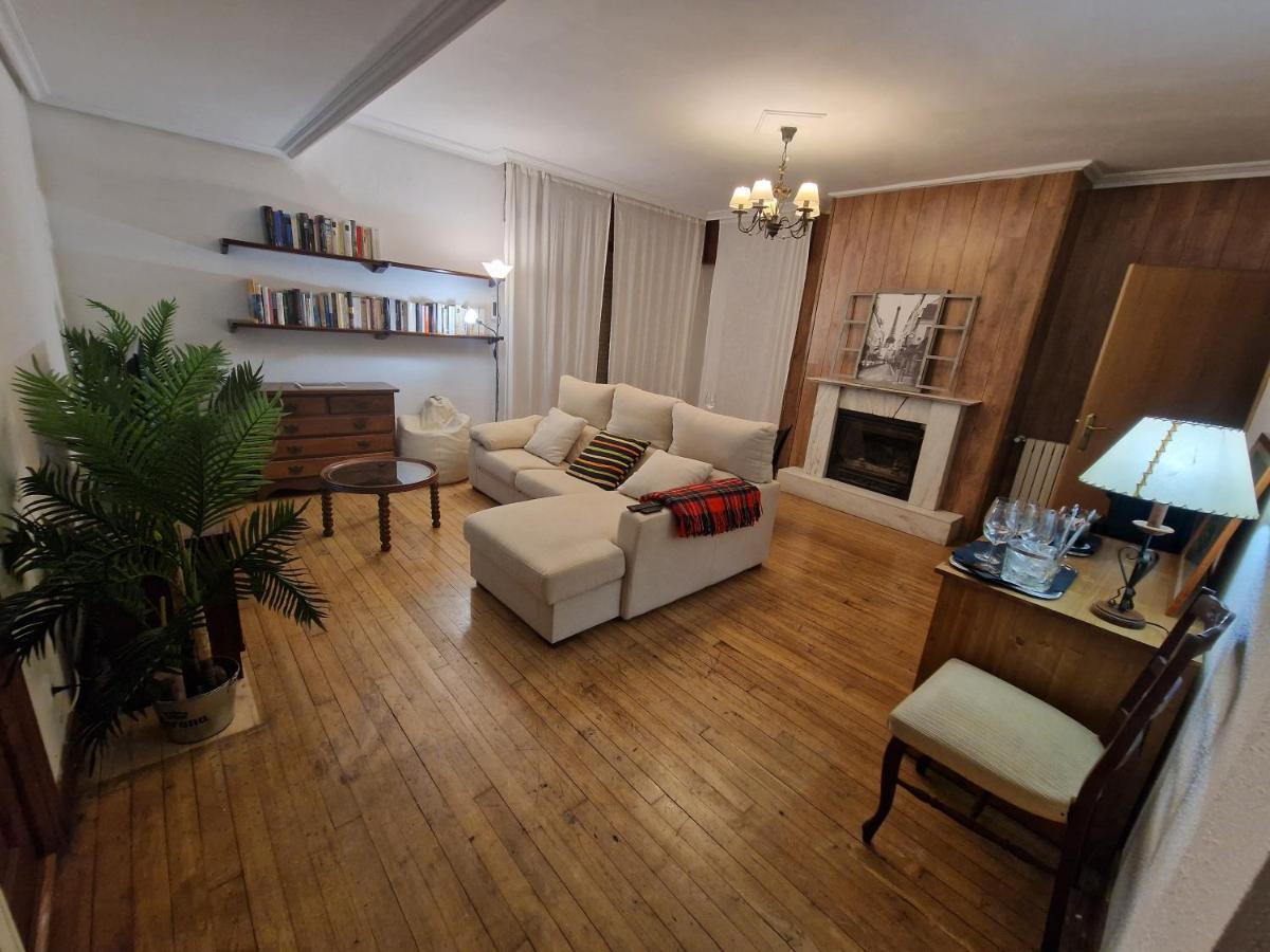 Hostal Lizuniaga Bera  Eksteriør billede