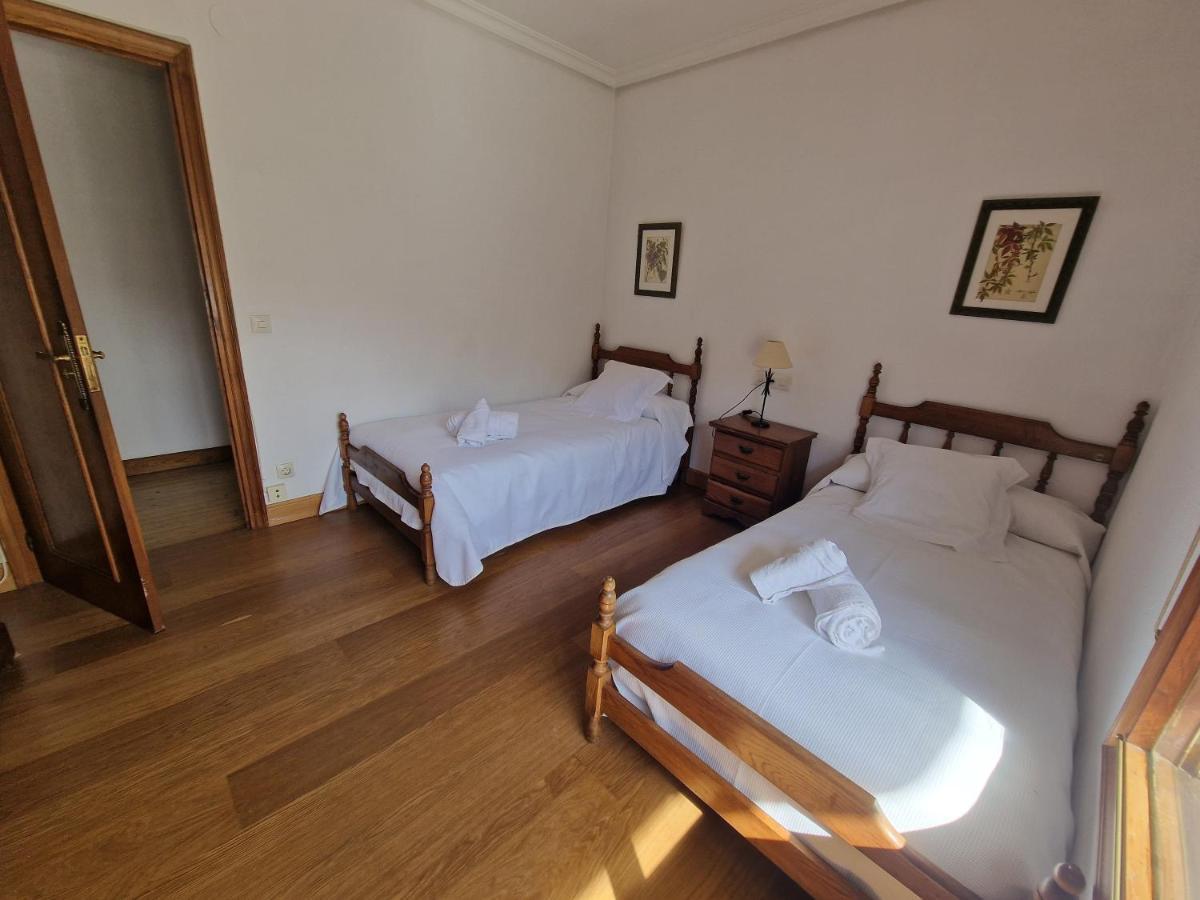 Hostal Lizuniaga Bera  Eksteriør billede