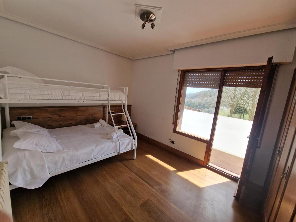 Hostal Lizuniaga Bera  Eksteriør billede
