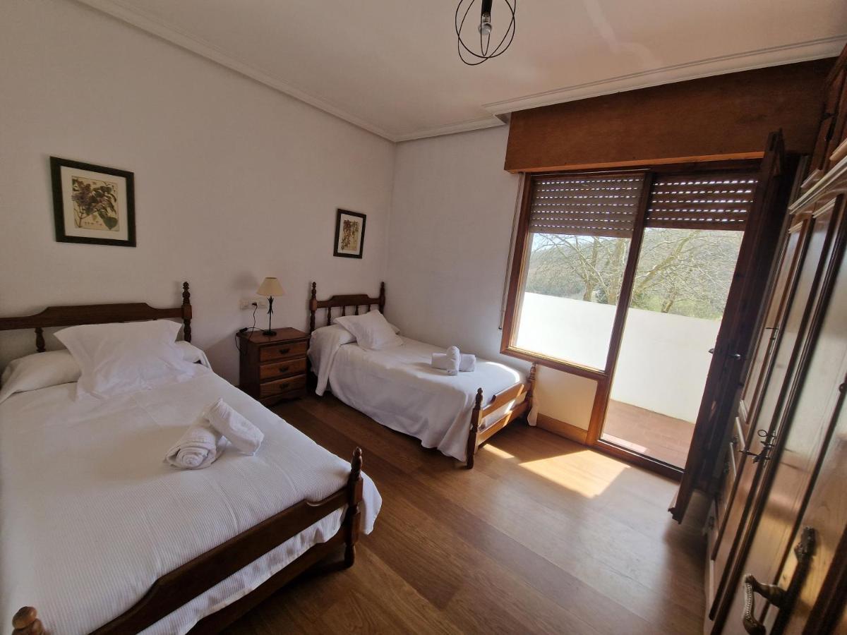 Hostal Lizuniaga Bera  Eksteriør billede
